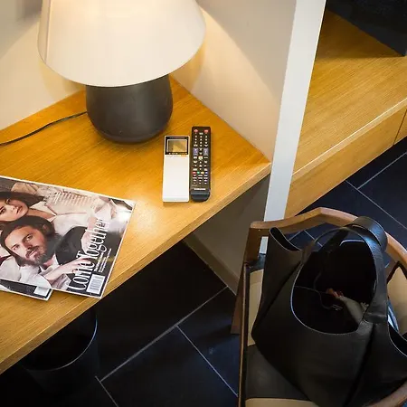 App Condotti Luxury In Roma