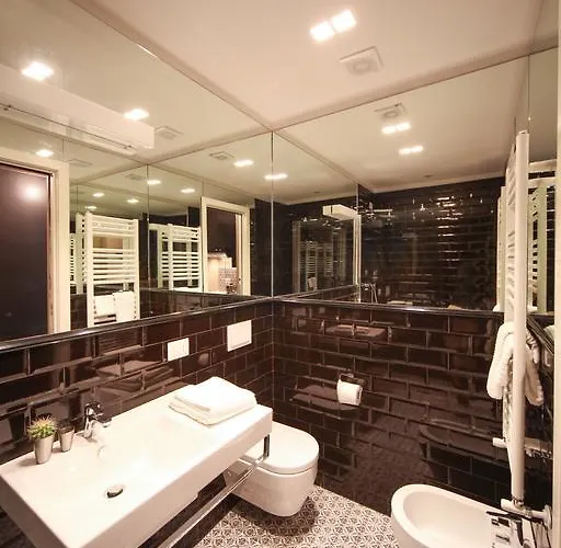 App Condotti Luxury In דירה